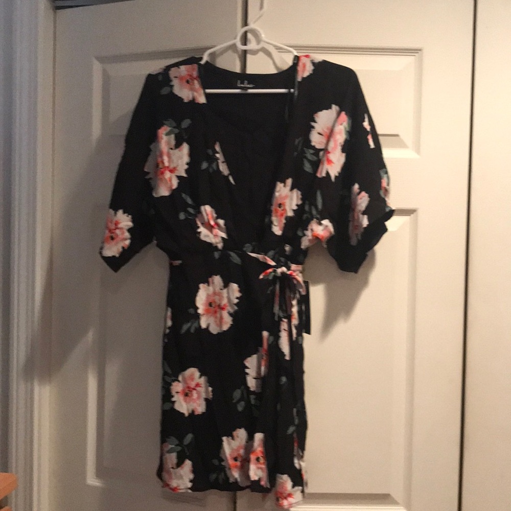 NWT LuLus floral wrap dress!